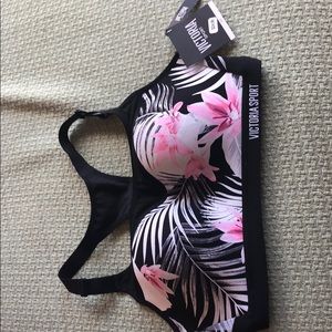 Victoria Secret sports bra